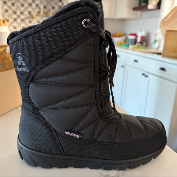 Kamik Shoes - Kamik Hannah Mid Black Winter Boot - Women's